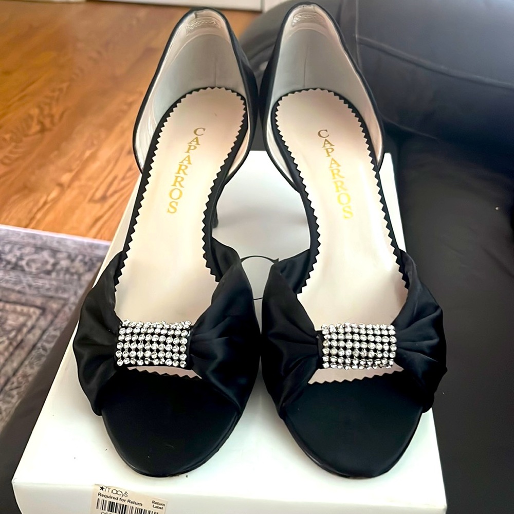 Caparros Sharelle Black Satin Rhinestone Accent Open Toe Pumps Heels Size 8.5